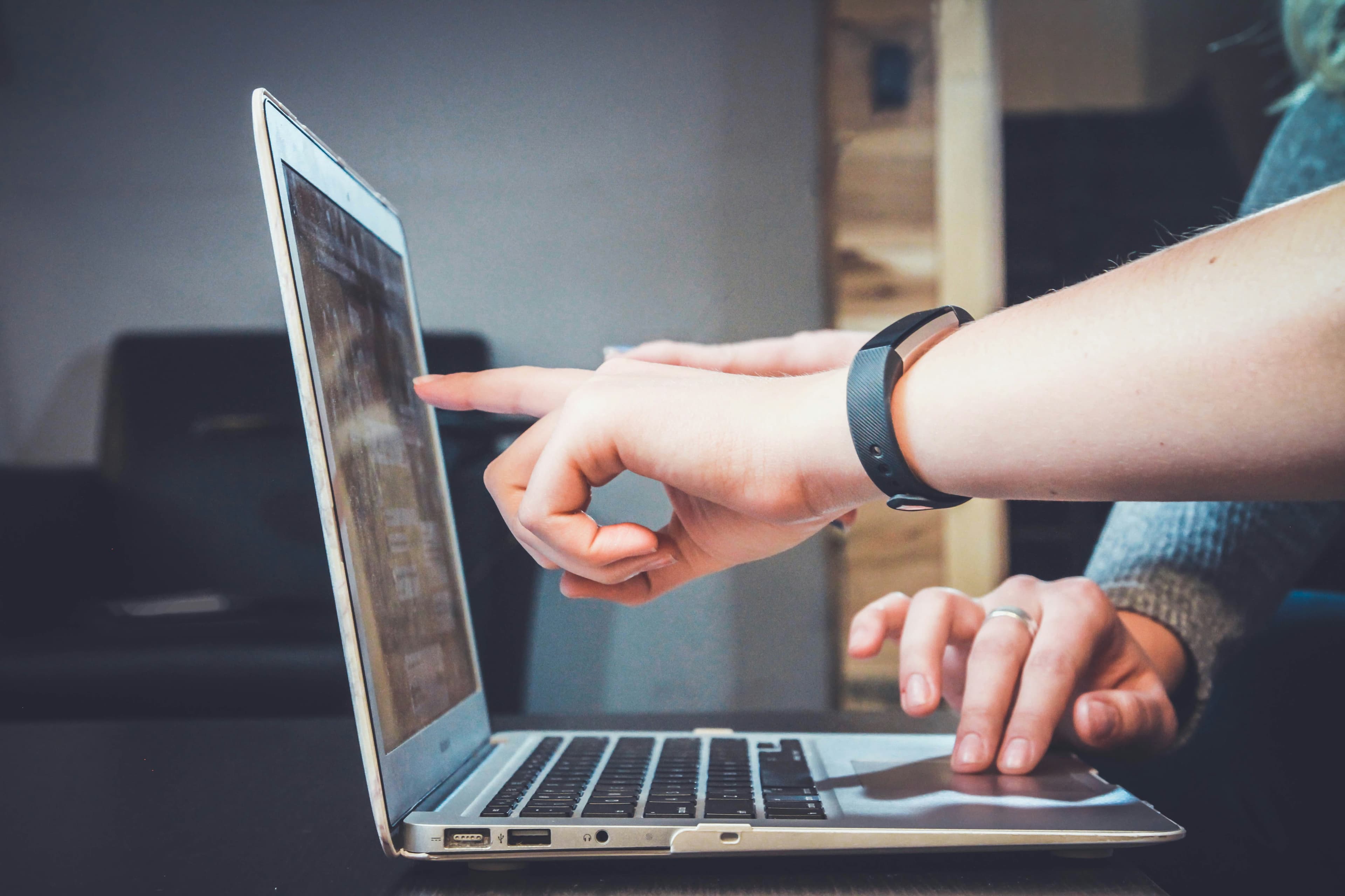 Most Business Websites Look Expensive. Very Few Actually Work.